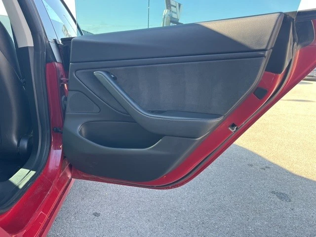 2018 Tesla Model 3 - Image 18 of 21