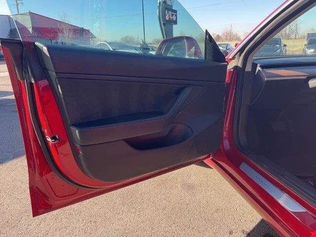 2018 Tesla Model 3 - Image 10 of 21