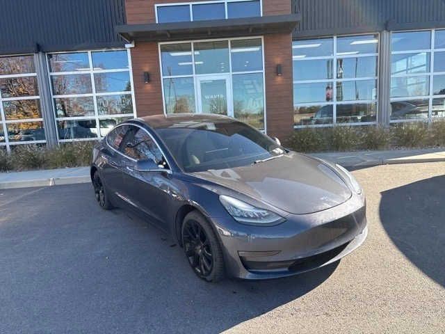 2018 Tesla Model 3 - Image 2 of 11