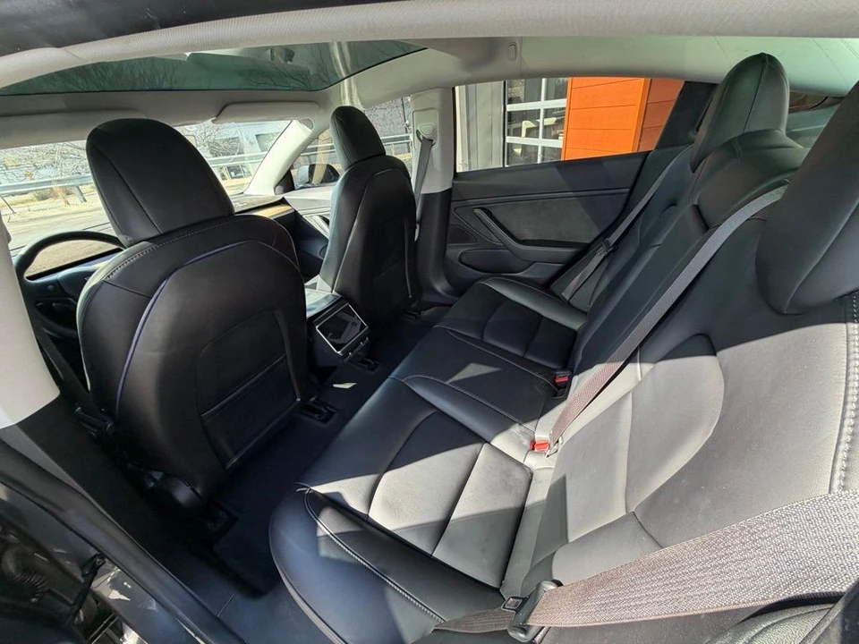 2018 Tesla Model 3 - Image 10 of 16