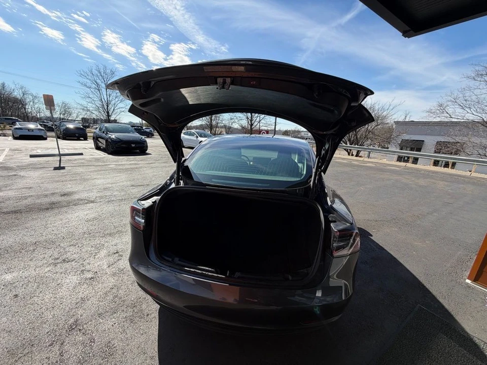 2018 Tesla Model 3 - Image 6 of 16