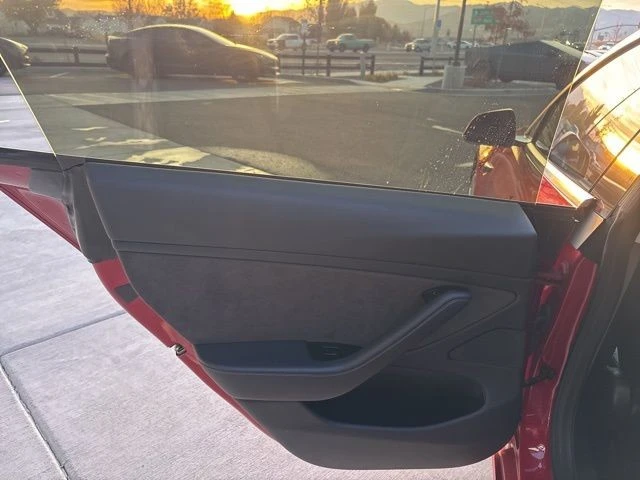 2018 Tesla Model 3 - Image 13 of 19