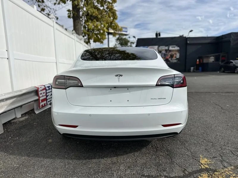 2018 Tesla Model 3 - Image 6 of 12