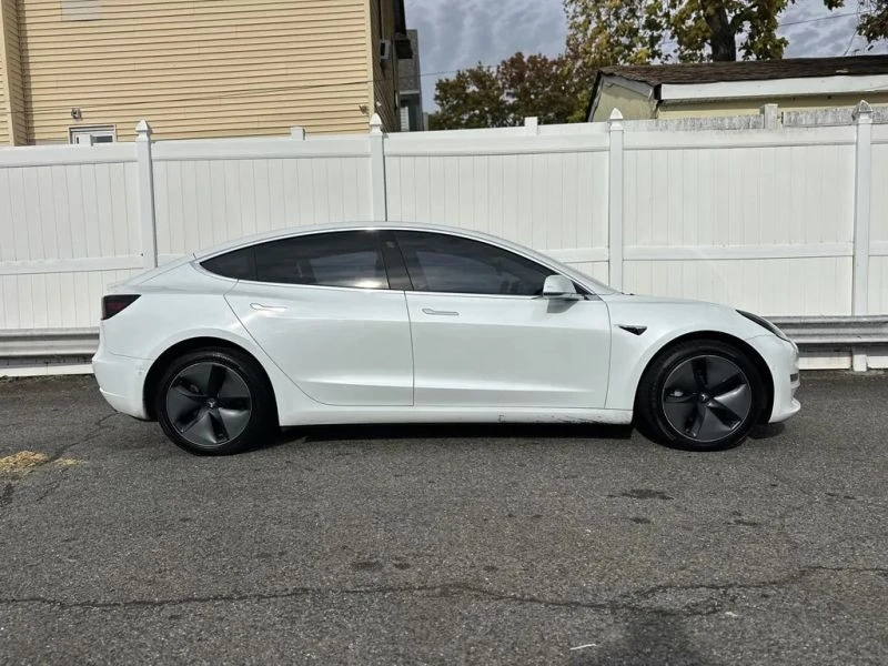 2018 Tesla Model 3 - Image 8 of 12