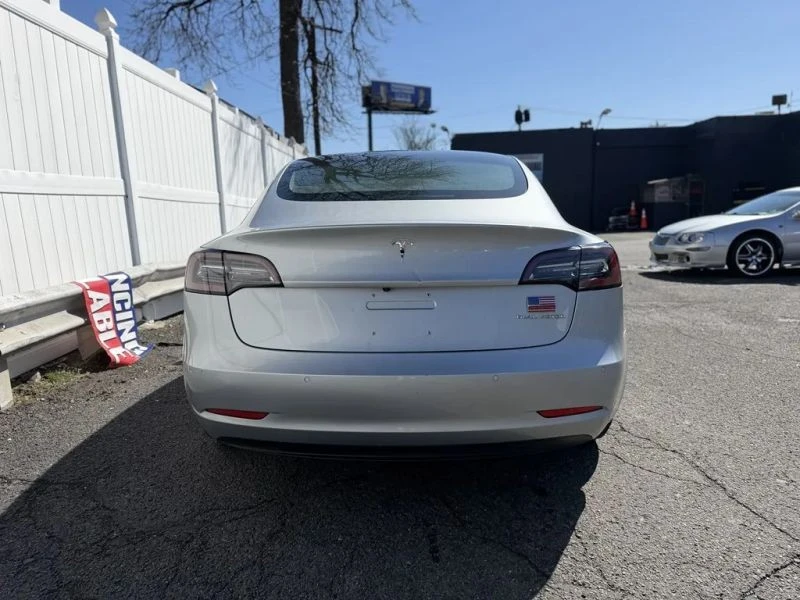 2018 Tesla Model 3 - Image 6 of 12