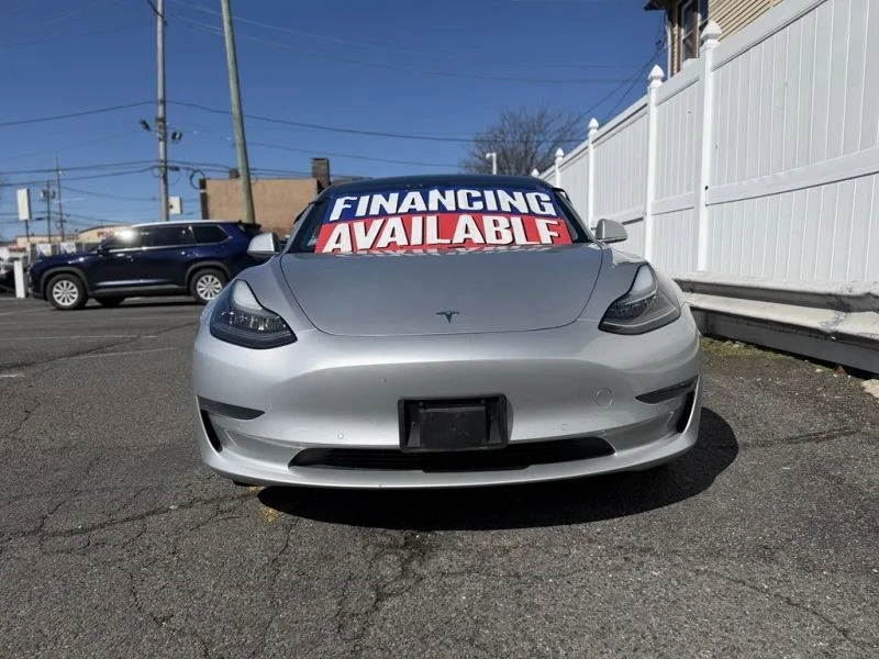 2018 Tesla Model 3 - Image 2 of 12