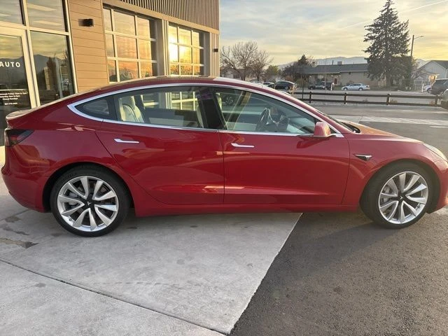 2018 Tesla Model 3 - Image 9 of 21