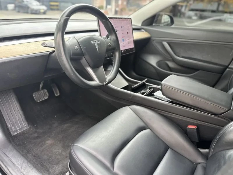 2018 Tesla Model 3 - Image 10 of 12
