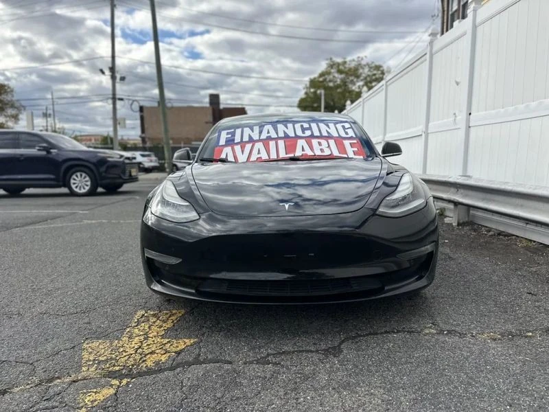 2018 Tesla Model 3 - Image 2 of 12