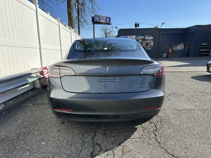 2018 Tesla Model 3 - Image 6 of 12