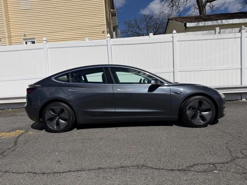 2018 Tesla Model 3 - Image 8 of 12
