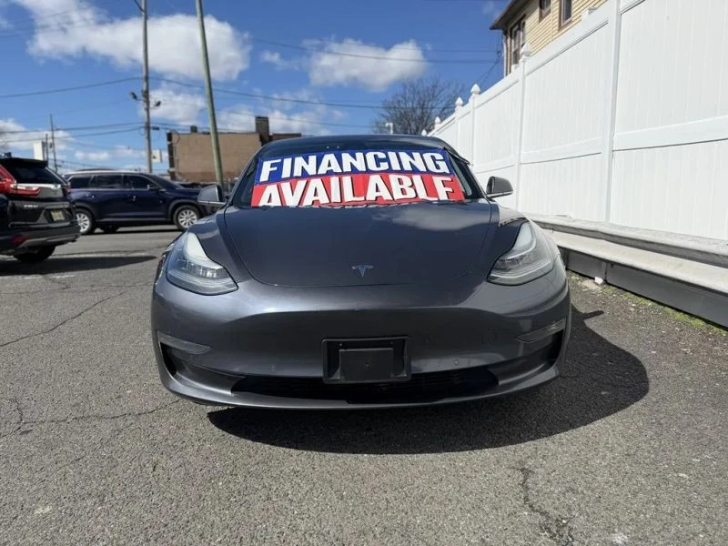 2018 Tesla Model 3 - Image 2 of 12