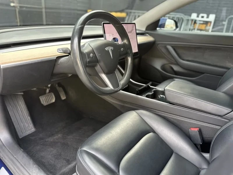 2018 Tesla Model 3 - Image 10 of 12