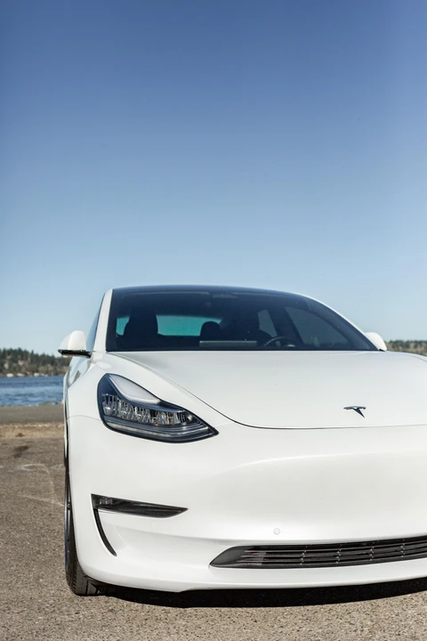 2018 Tesla Model 3 - Image 8 of 31