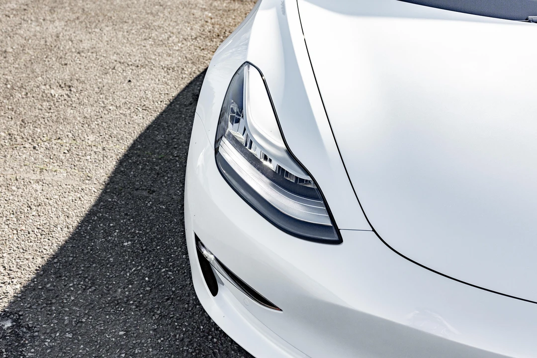 2018 Tesla Model 3 - Image 13 of 31