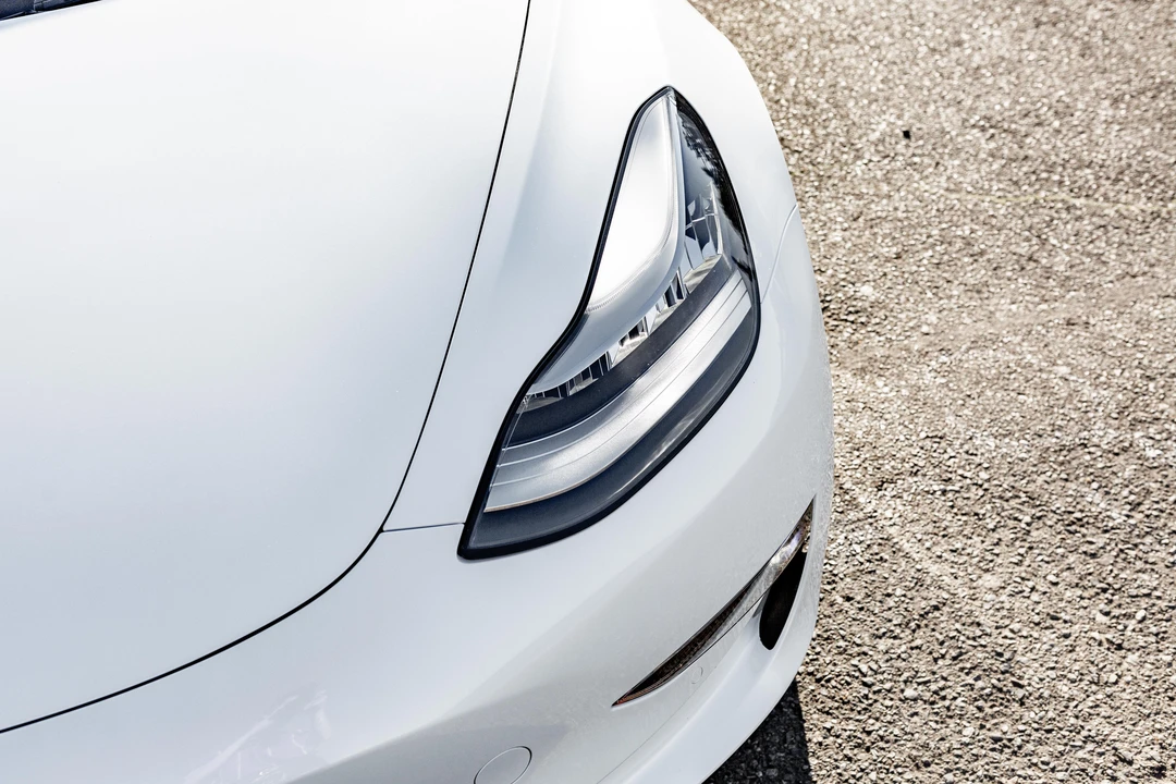2018 Tesla Model 3 - Image 18 of 31