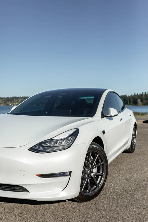 2018 Tesla Model 3 - Image 24 of 31
