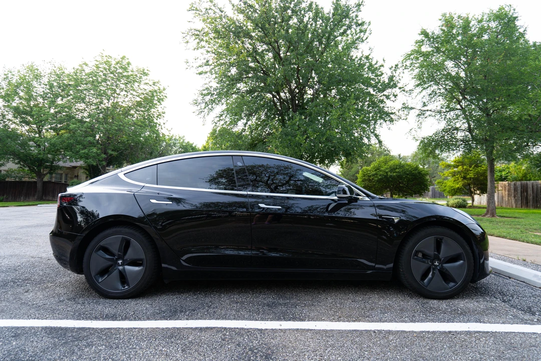 2018 Tesla Model 3 - Image 8 of 31