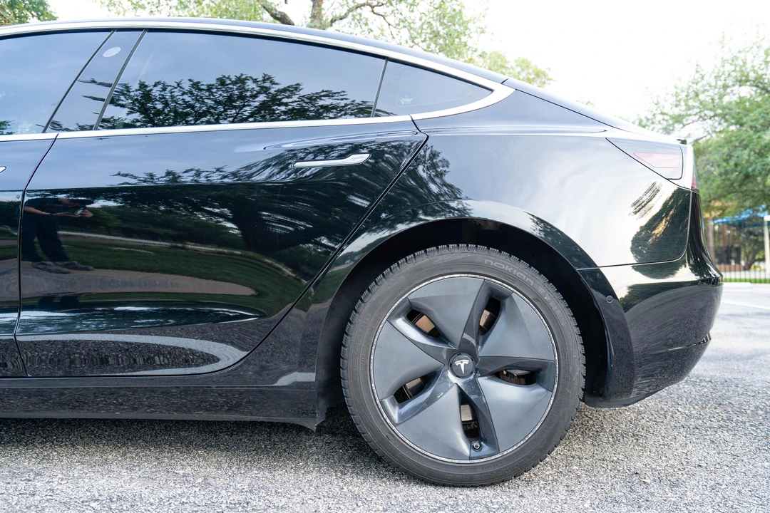 2018 Tesla Model 3 - Image 12 of 31