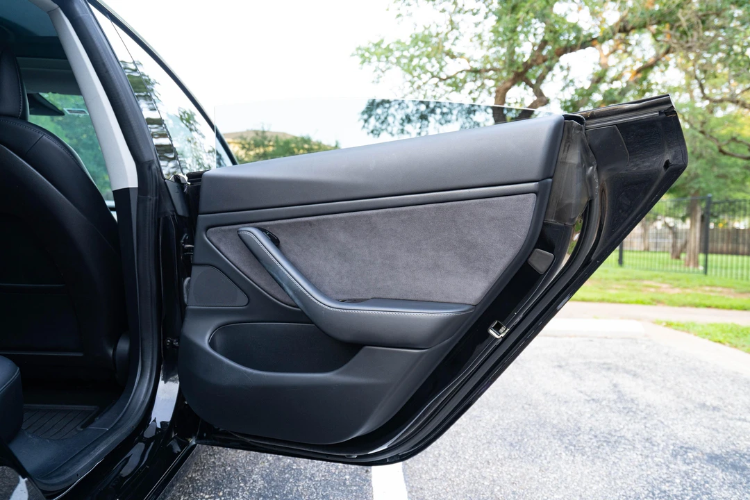 2018 Tesla Model 3 - Image 24 of 31