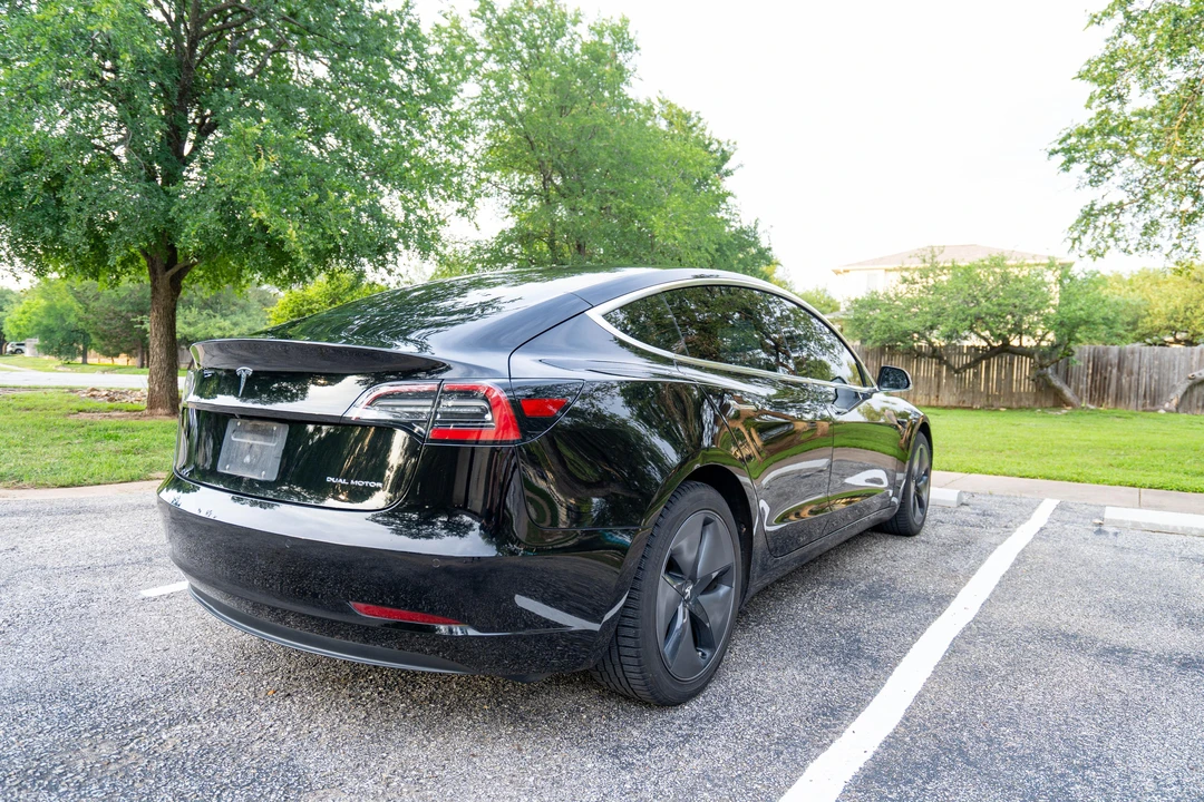 2018 Tesla Model 3 - Image 7 of 31