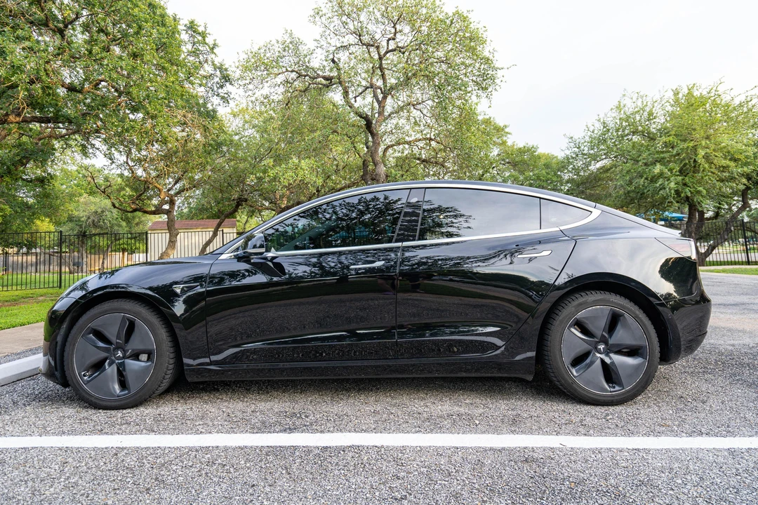 2018 Tesla Model 3 - Image 3 of 31