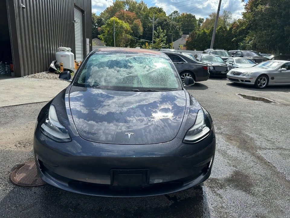 2018 Tesla Model 3 - Image 17 of 21