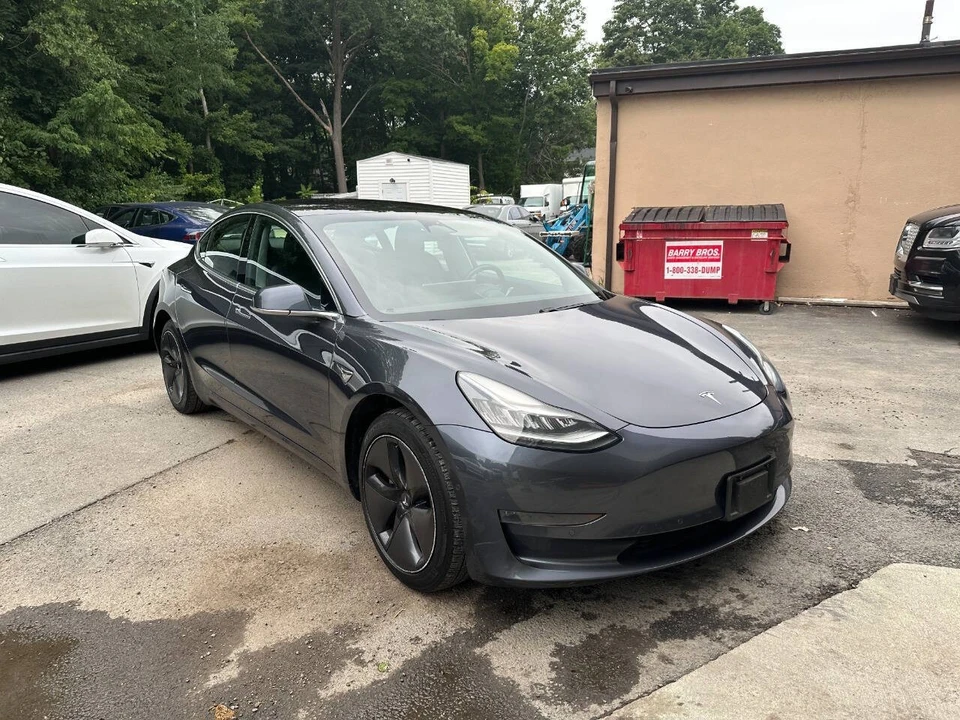 2018 Tesla Model 3 - Image 3 of 21