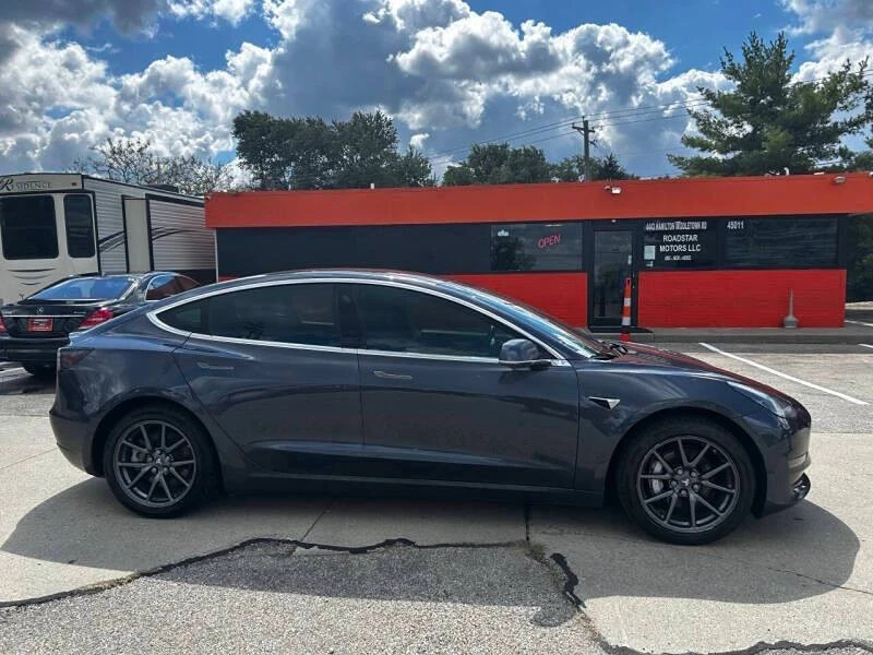 2018 Tesla Model 3 - Image 6 of 12