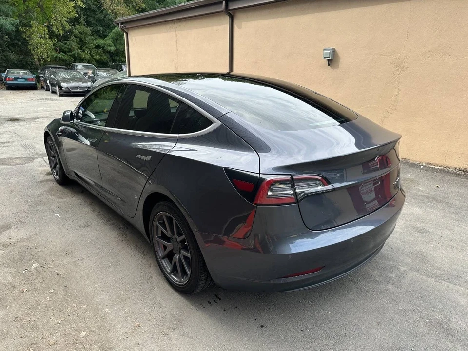 2018 Tesla Model 3 - Image 7 of 21