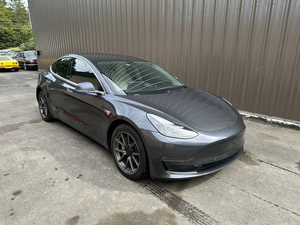 2018 Tesla Model 3 - Image 4 of 21