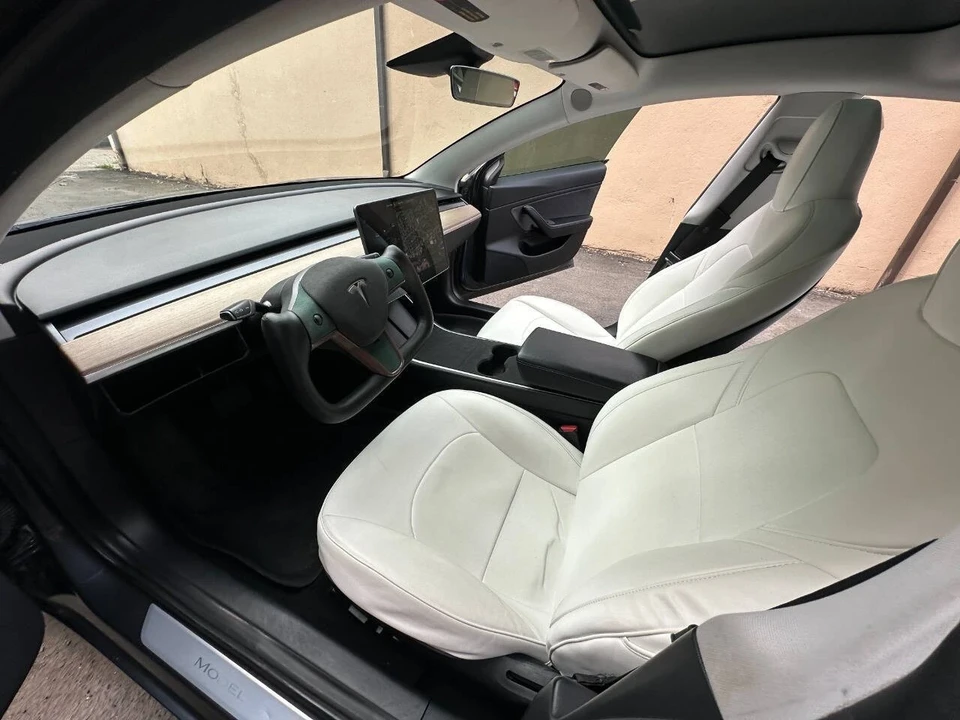 2018 Tesla Model 3 - Image 16 of 21