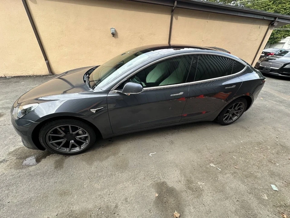 2018 Tesla Model 3 - Image 6 of 21