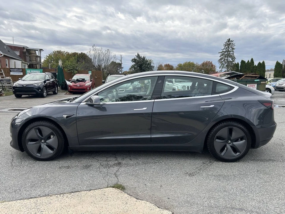 2018 Tesla Model 3 - Image 4 of 21