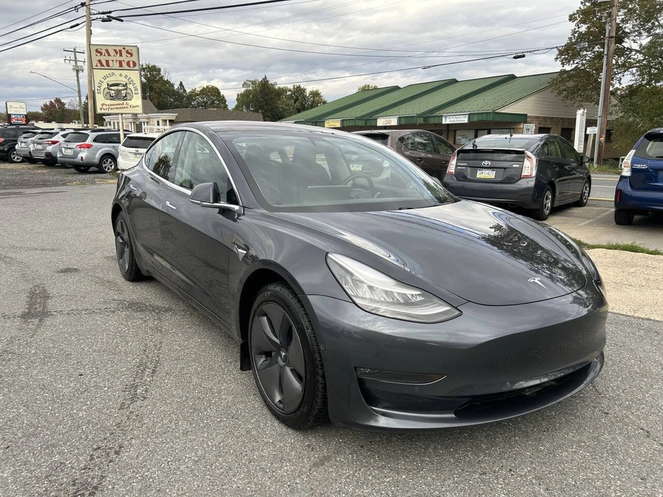 2018 Tesla Model 3 - Image 3 of 21