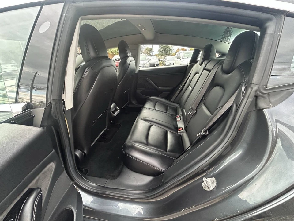 2018 Tesla Model 3 - Image 14 of 21