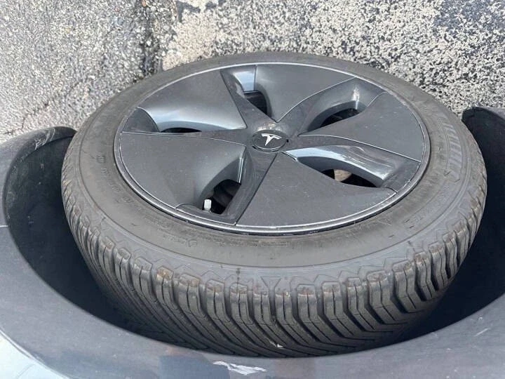 2018 Tesla Model 3 - Image 12 of 19