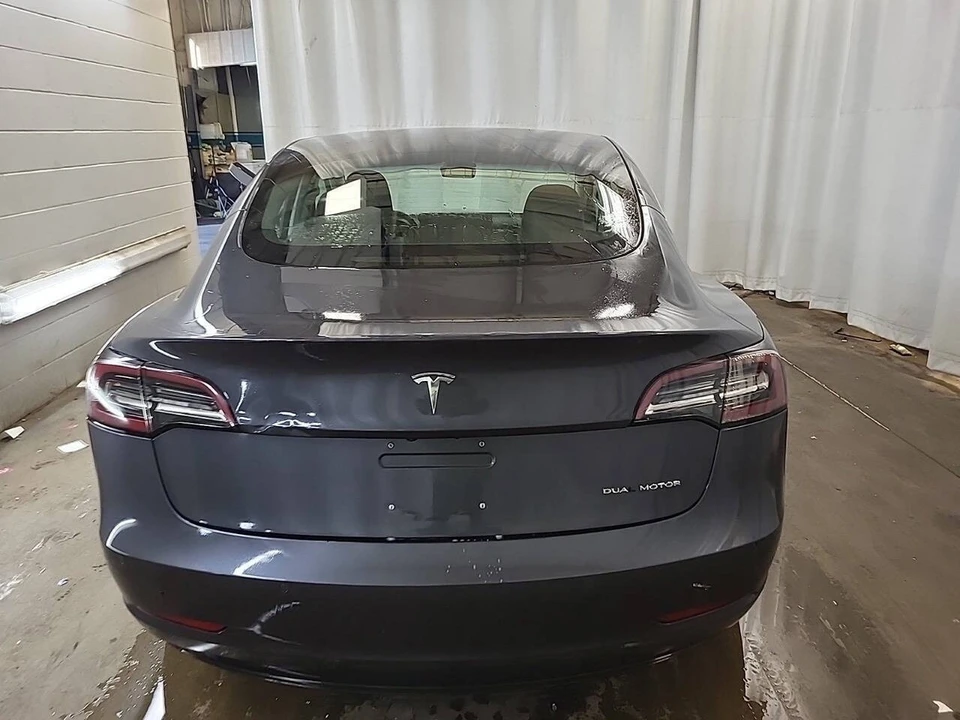 2018 Tesla Model 3 - Image 5 of 7