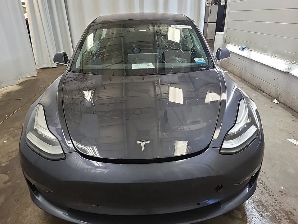 2018 Tesla Model 3 - Image 2 of 7