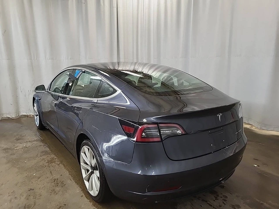 2018 Tesla Model 3 - Image 6 of 7