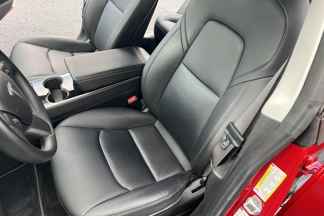 2018 Tesla Model 3 - Image 29 of 31