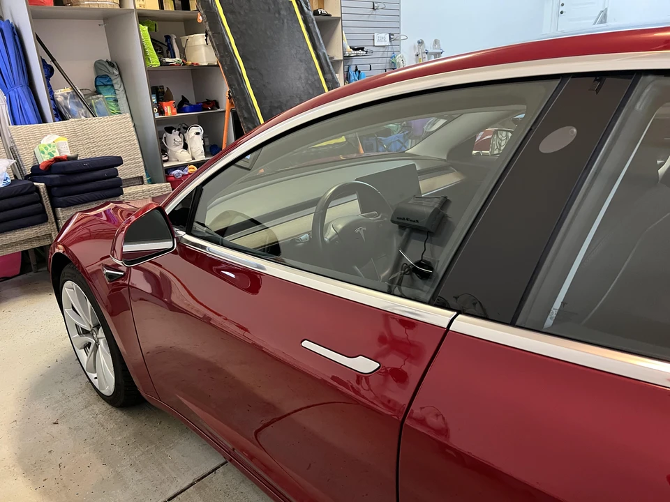 2018 Tesla Model 3 - Image 15 of 31