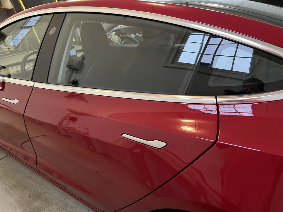 2018 Tesla Model 3 - Image 16 of 31