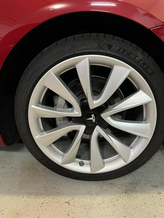 2018 Tesla Model 3 - Image 27 of 31