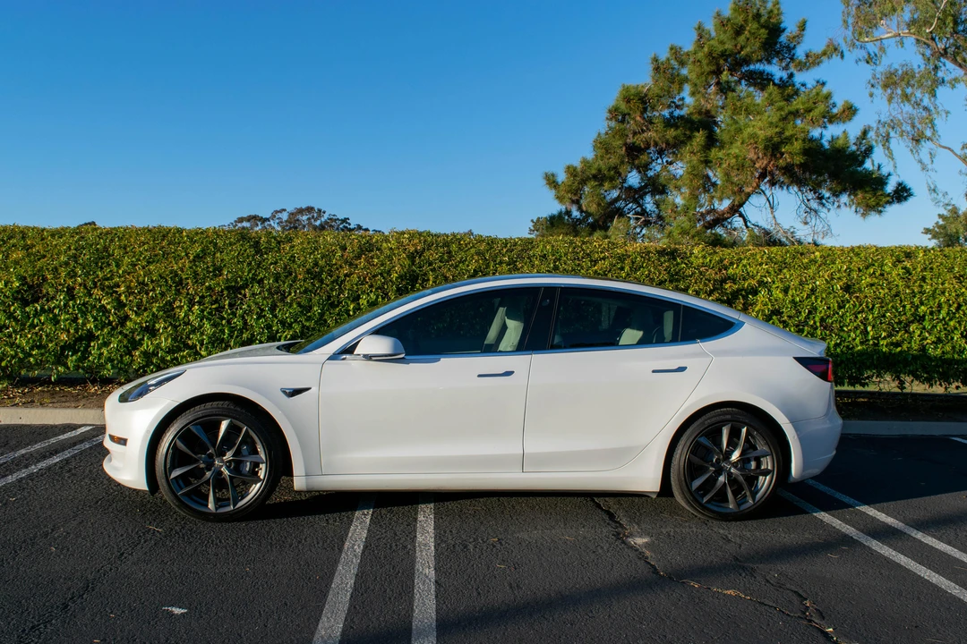 2018 Tesla Model 3 - Image 19 of 31