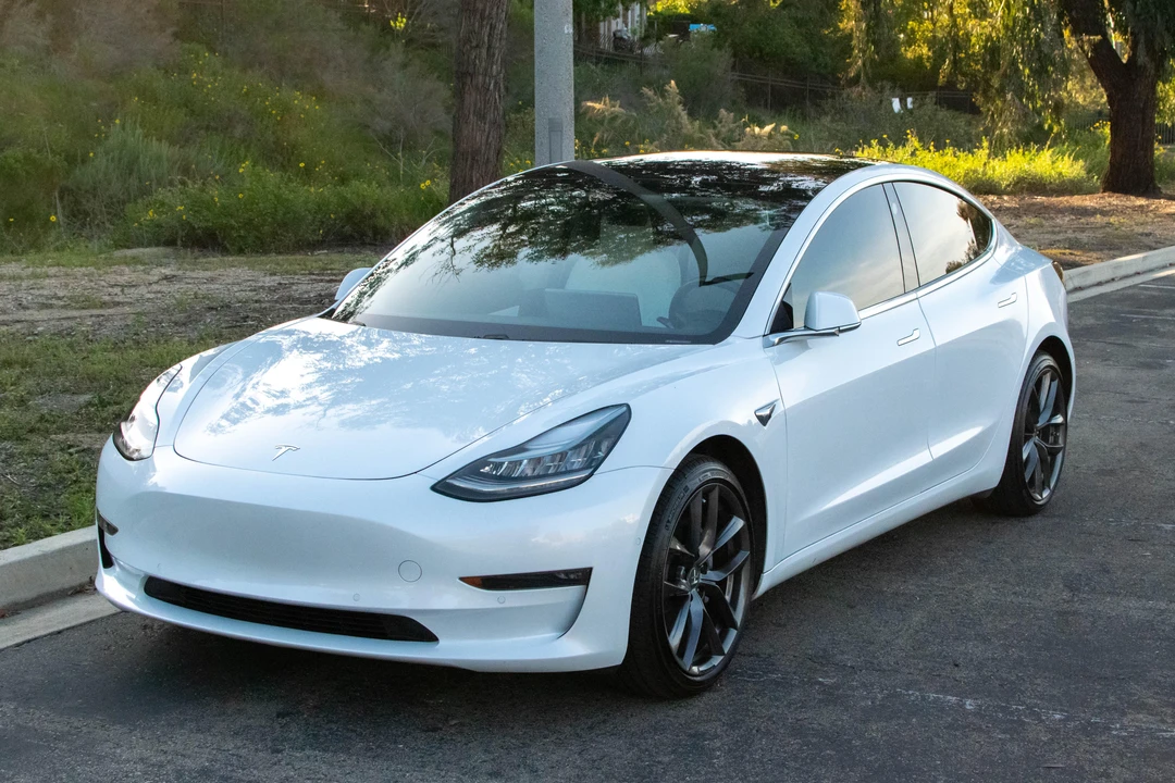 2018 Tesla Model 3 - Image 13 of 31