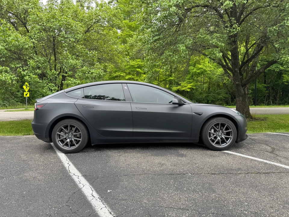 2018 Tesla Model 3 - Image 18 of 31