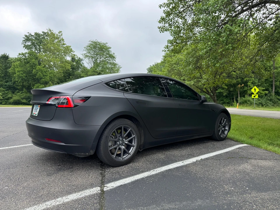 2018 Tesla Model 3 - Image 17 of 31