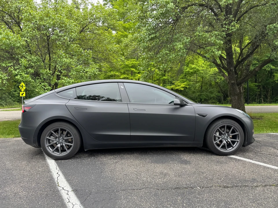 2018 Tesla Model 3 - Image 19 of 31