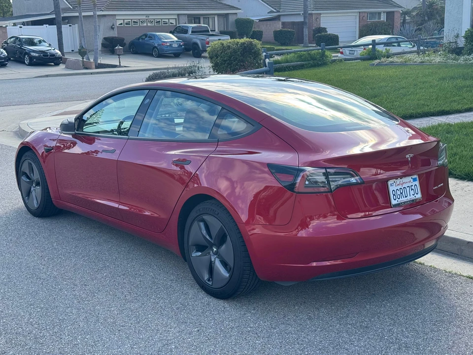 2018 Tesla Model 3 - Image 11 of 31